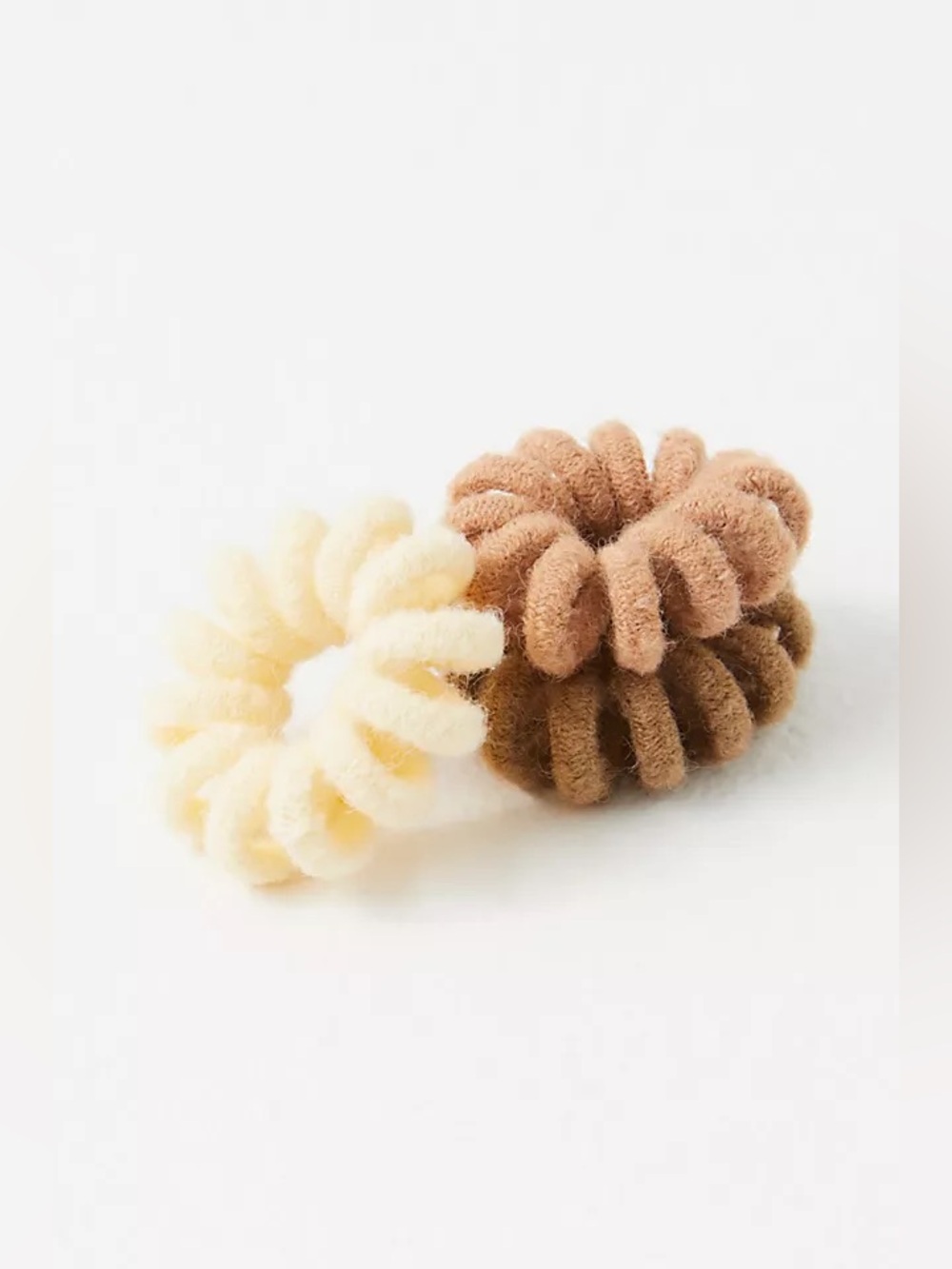 Kaxi X Free People Base Runner Velvet Coils